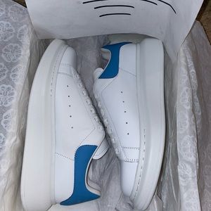 Alexander McQueen Sky Blue 7 / 39